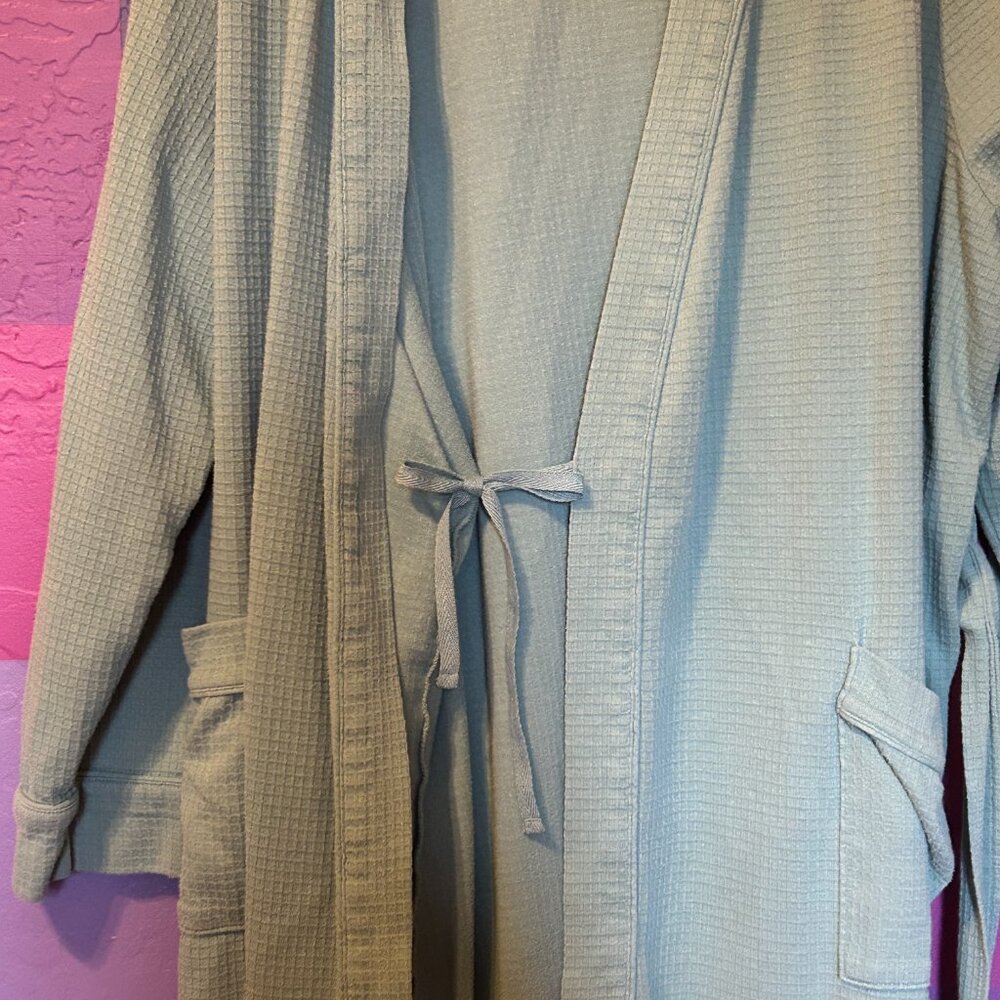 Amazon Essentials Robe - Picture 7 of 10